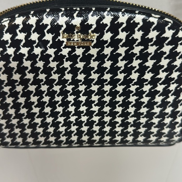 Kate Spade Cameron Street Houndstooth Hilli Crossbody Bag Like New - Picture 2 of 12